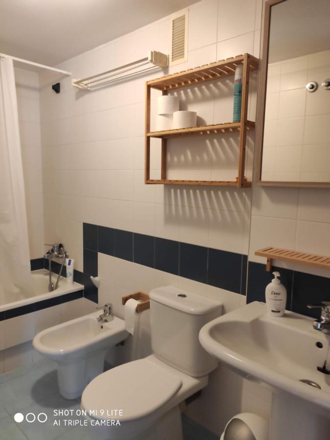 Luminoso Y Acogedor Apartamento En La Playa Oleiros Εξωτερικό φωτογραφία