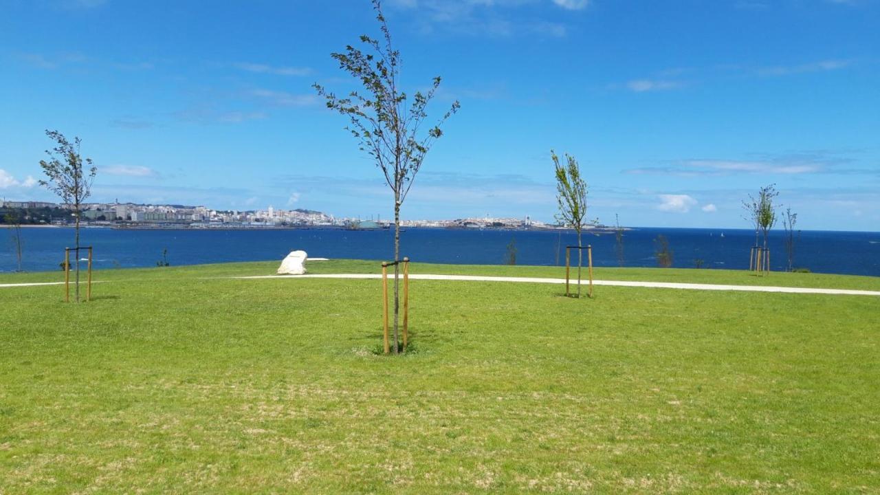 Luminoso Y Acogedor Apartamento En La Playa Oleiros Εξωτερικό φωτογραφία